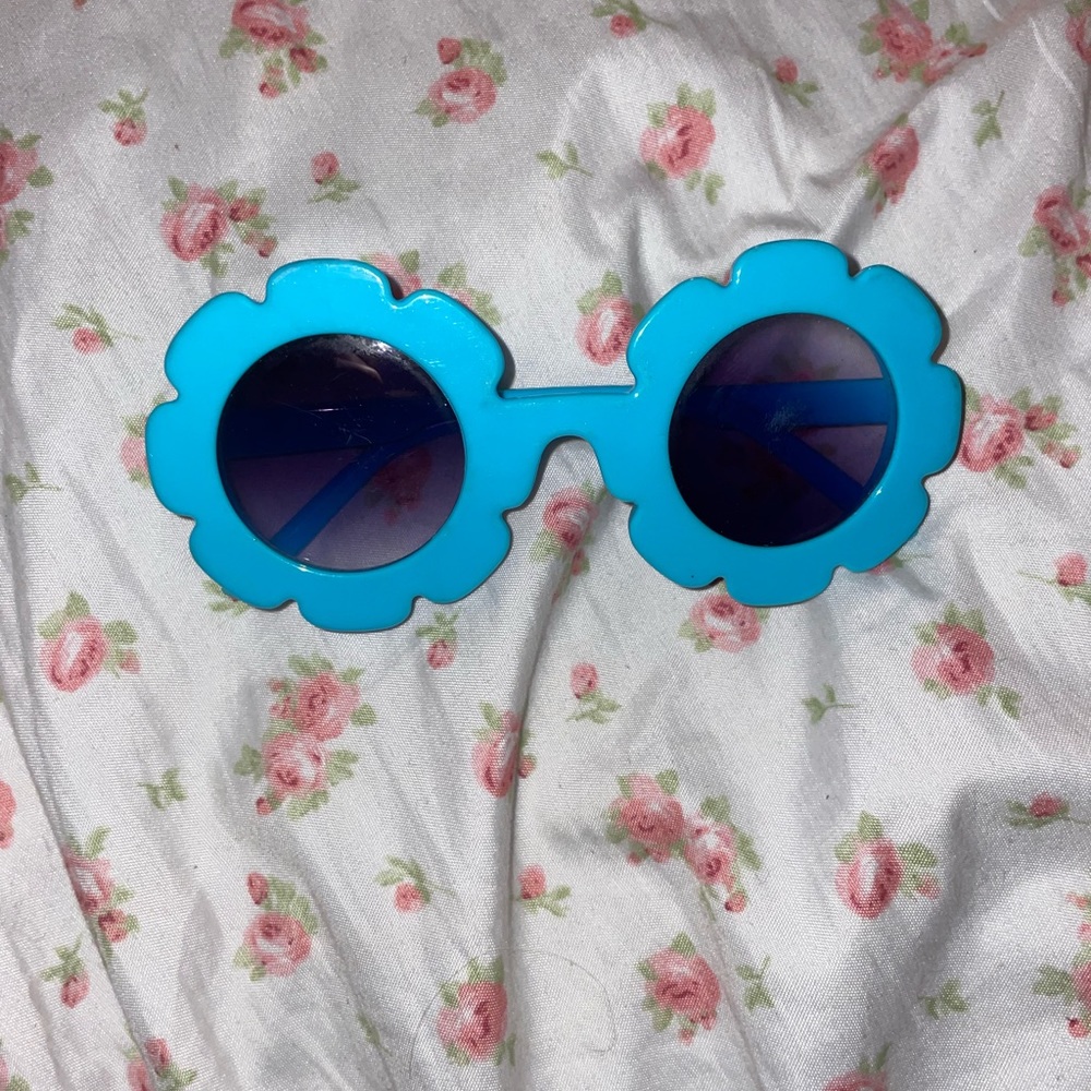 RUEWEY Kids Sunglasses Flower Round Glasses